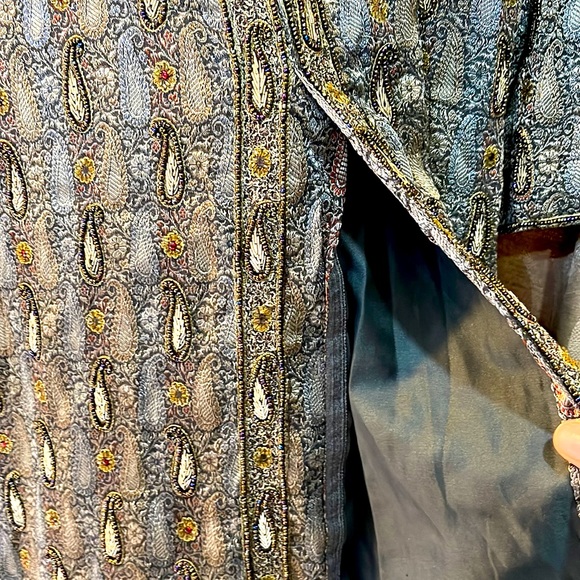 Rich Grey Brocade Silk  Sherwani with Stole - Picture 11 of 16